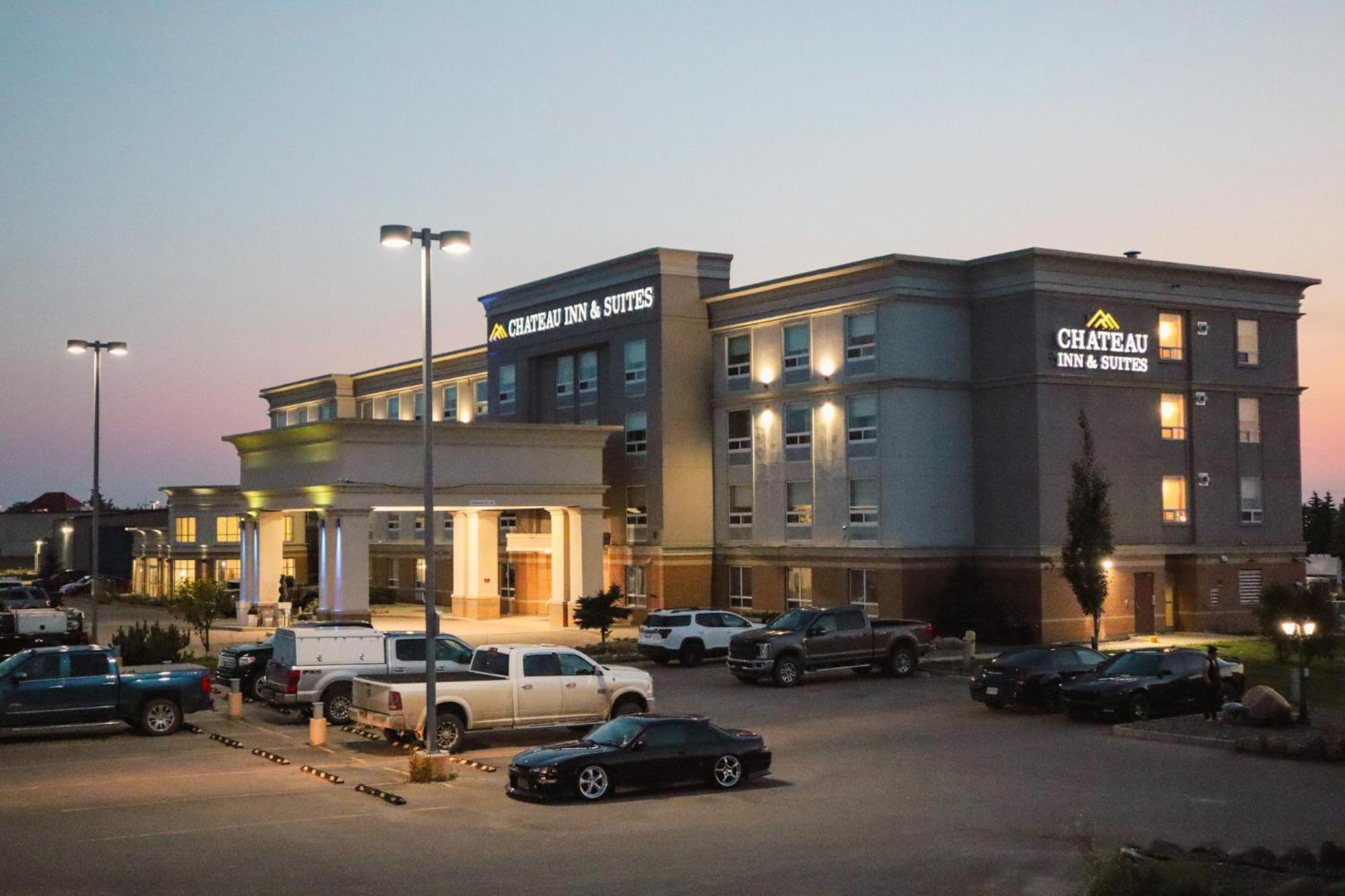 邦尼维尔智选假日套房酒店 Bonnyville 外观 照片